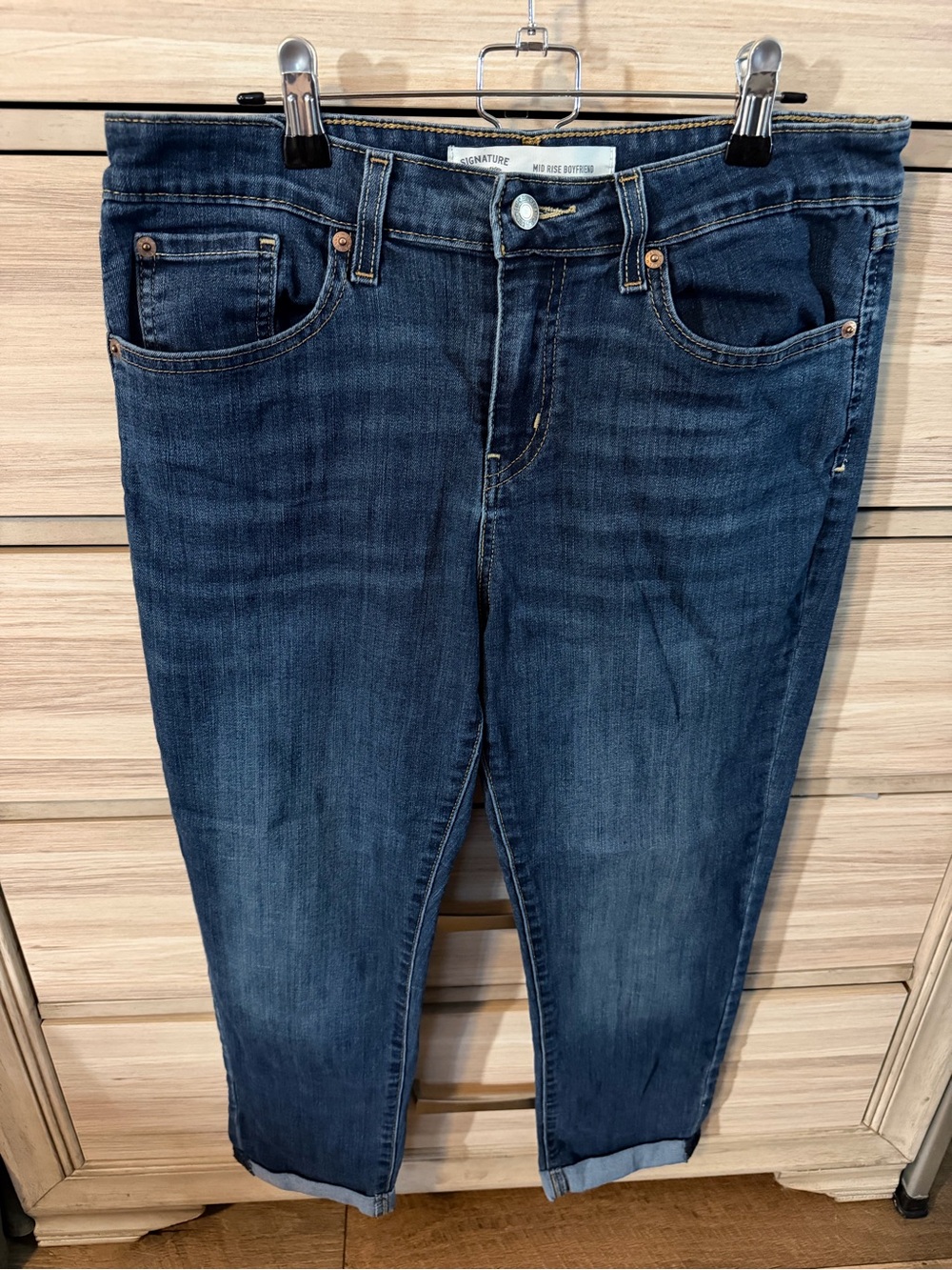 Levi’s Strauss Signature Women’s Mid Rise Capri Boyfriend Dark Blue Jeans- 10